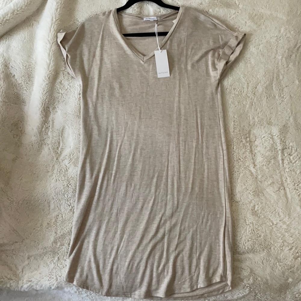 Brand NEW Antistar long tee